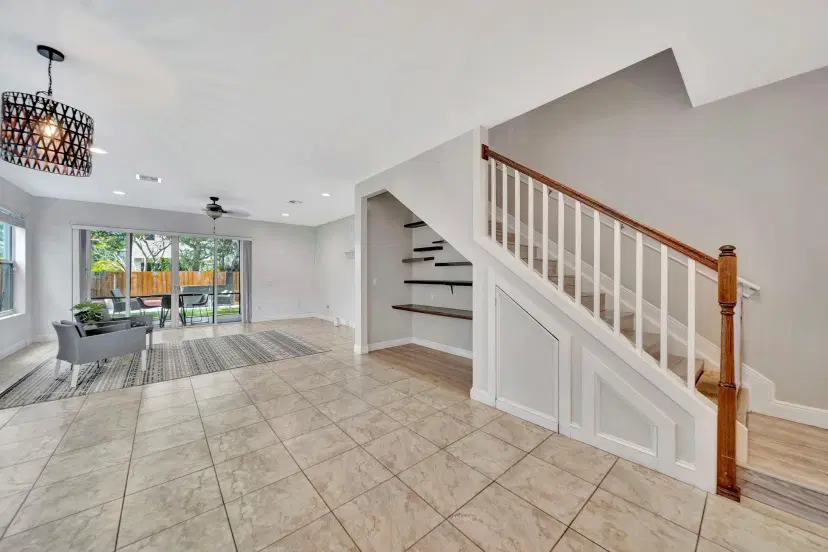 Picture of 1137 NE 3Rd Ave 1137, Fort Lauderdale FL 33304