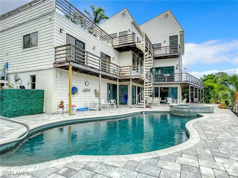 Picture of 3766 Riviera Cir, Bonita Springs FL 34134