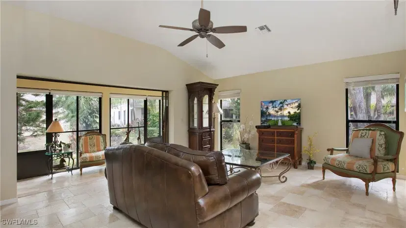 Picture of 13015 Imperial Park Pl 4R, Naples FL 34110