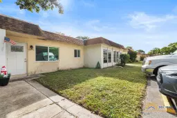 Picture of 3649 SW Natura Ave B, Deerfield Beach, FL 33441