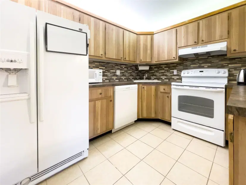 Picture of 330 Knotty Pine Cir A1, Greenacres FL 33463