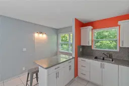 Picture of 1301 N 12Th Ct 4B, Hollywood, FL 33019