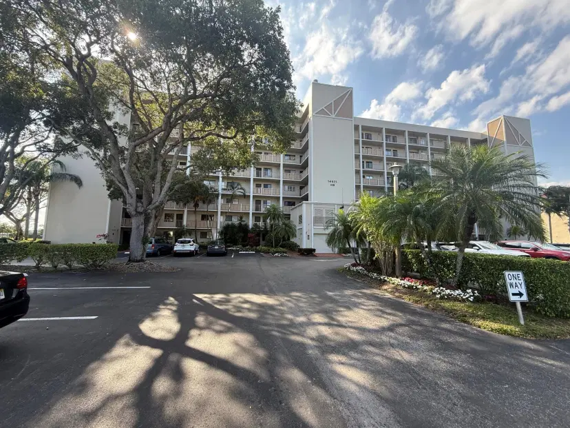 Picture of 14425 Strathmore Lane 302, Delray Beach FL 33446