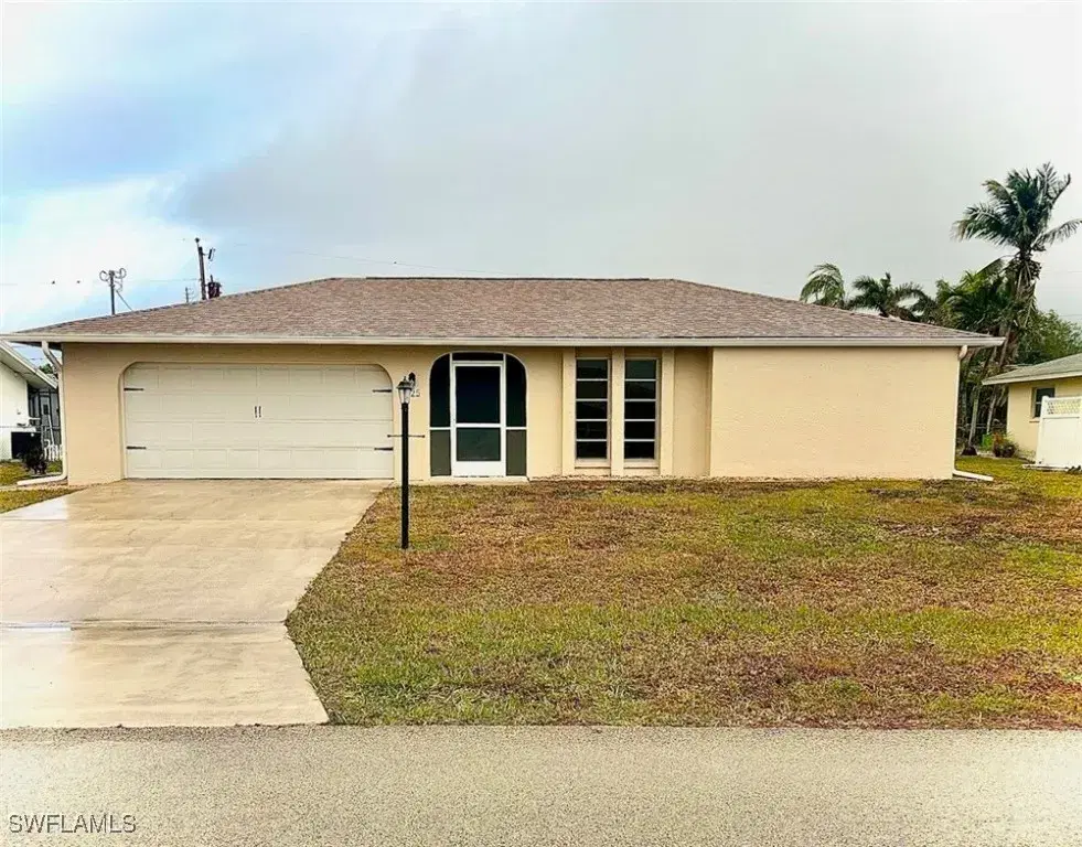 Picture of 1425 SE 34Th Ter, Cape Coral, FL 33904
