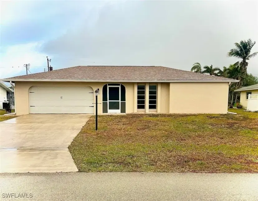 Picture of 1425 SE 34Th Ter, Cape Coral FL 33904