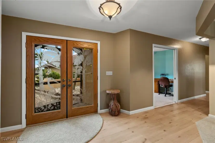 Picture of 3722 SE 12Th Ct, Cape Coral FL 33904