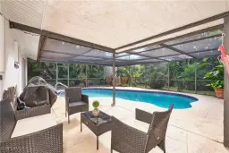Picture of 612 SE 2Nd St, Cape Coral, FL 33990