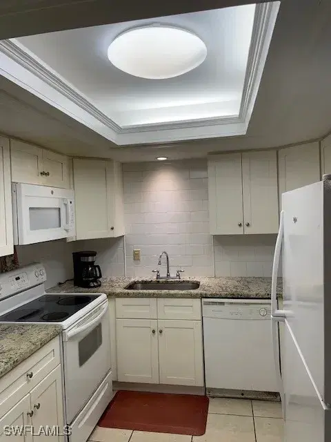 Picture of 4906 Victoria Dr 412, Cape Coral FL 33904