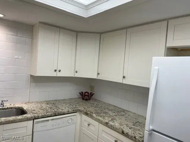 Picture of 4906 Victoria Dr 412, Cape Coral FL 33904