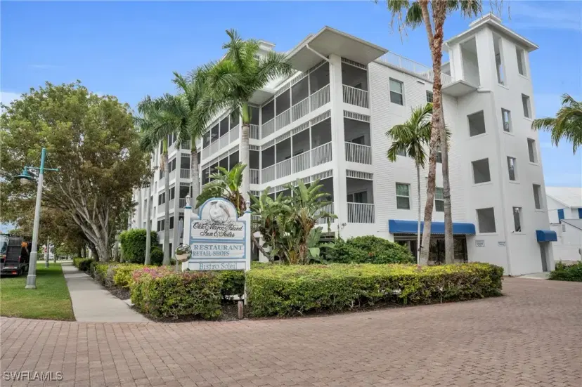 Picture of 140 Palm St 3, Marco Island FL 34145