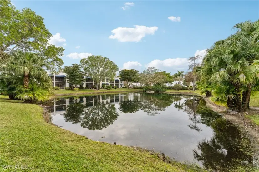 Picture of 3313 Europa Dr 214, Naples FL 34105