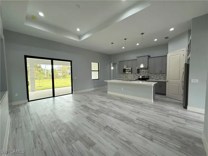 Picture of 1014 Magnolia Ave, Lehigh Acres FL 33972