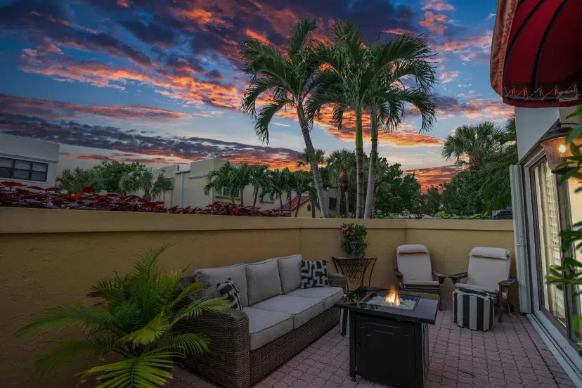 Picture of 66 Uno Lago Drive, Juno Beach FL 33408
