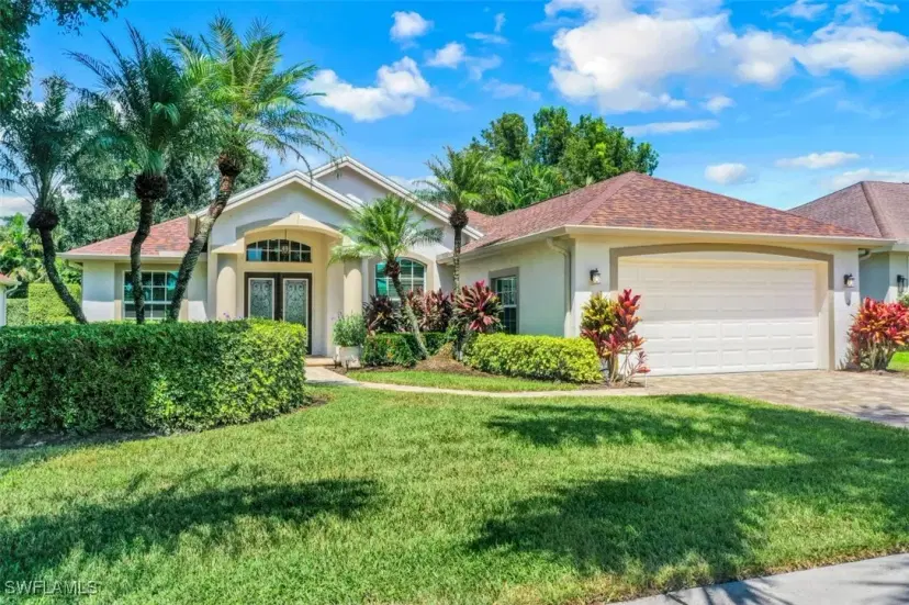 Picture of 2023 Terrazzo Ln, Naples FL 34104