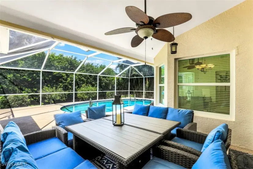 Picture of 2023 Terrazzo Ln, Naples FL 34104