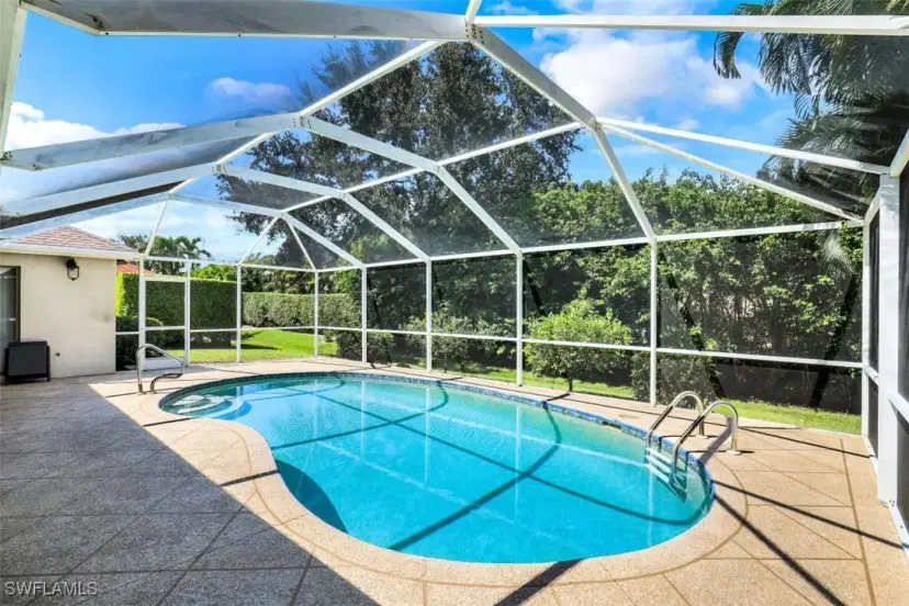 Picture of 2023 Terrazzo Ln, Naples FL 34104
