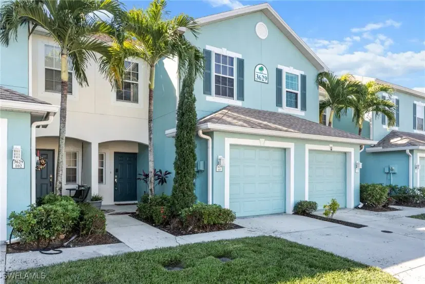 Picture of 3629 Pine Oak Cir 103, Fort Myers FL 33916