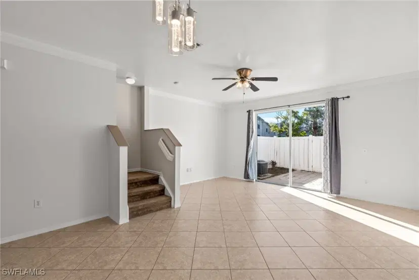 Picture of 3629 Pine Oak Cir 103, Fort Myers FL 33916