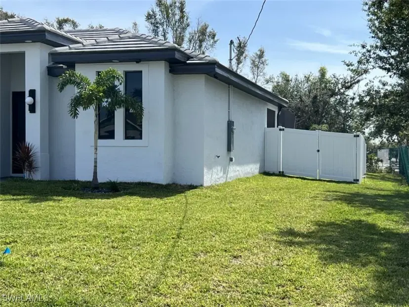 Picture of 3405 Oasis Blvd, Cape Coral FL 33914