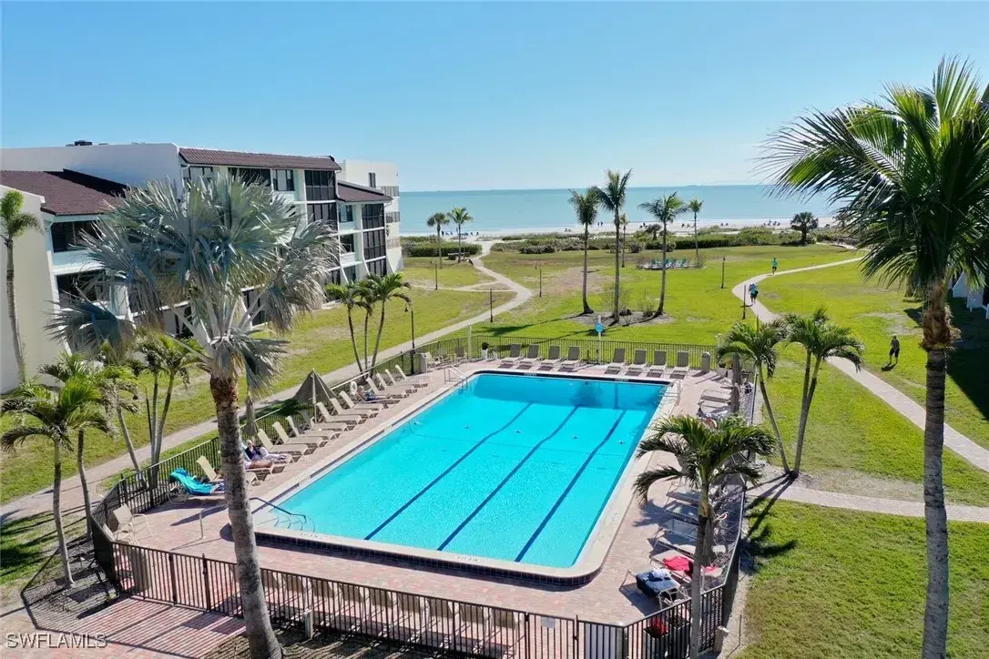 Picture of 979 E Gulf Dr 184, Sanibel, FL 33957