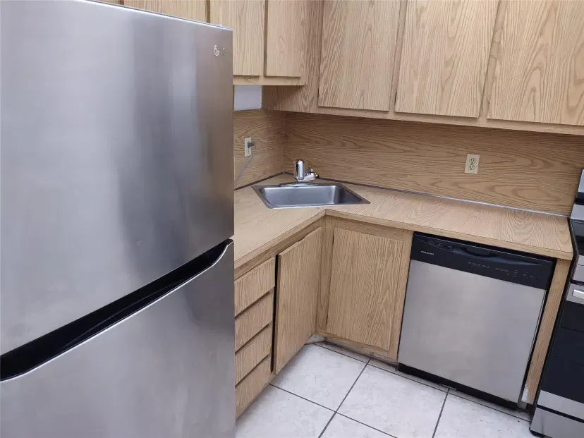 Picture of 1470 NE 123Rd St A512, Miami FL 33161