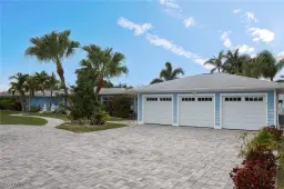 Picture of 5812 Silvery Ln, Fort Myers, FL 33919