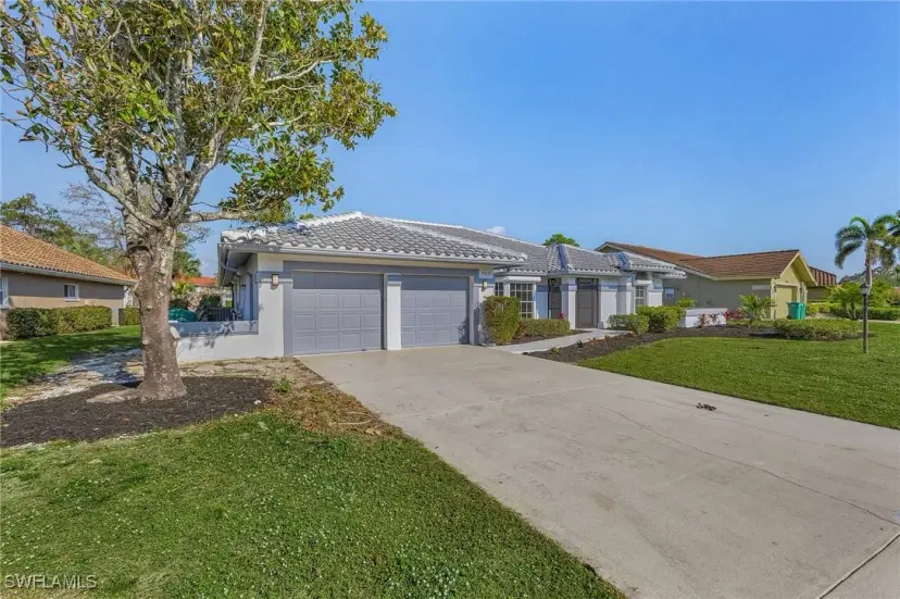 Picture of 4618 Ashton Ct, Naples FL 34112