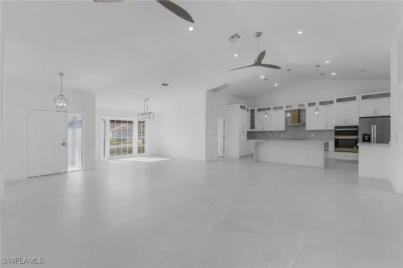 Picture of 4618 Ashton Ct, Naples FL 34112
