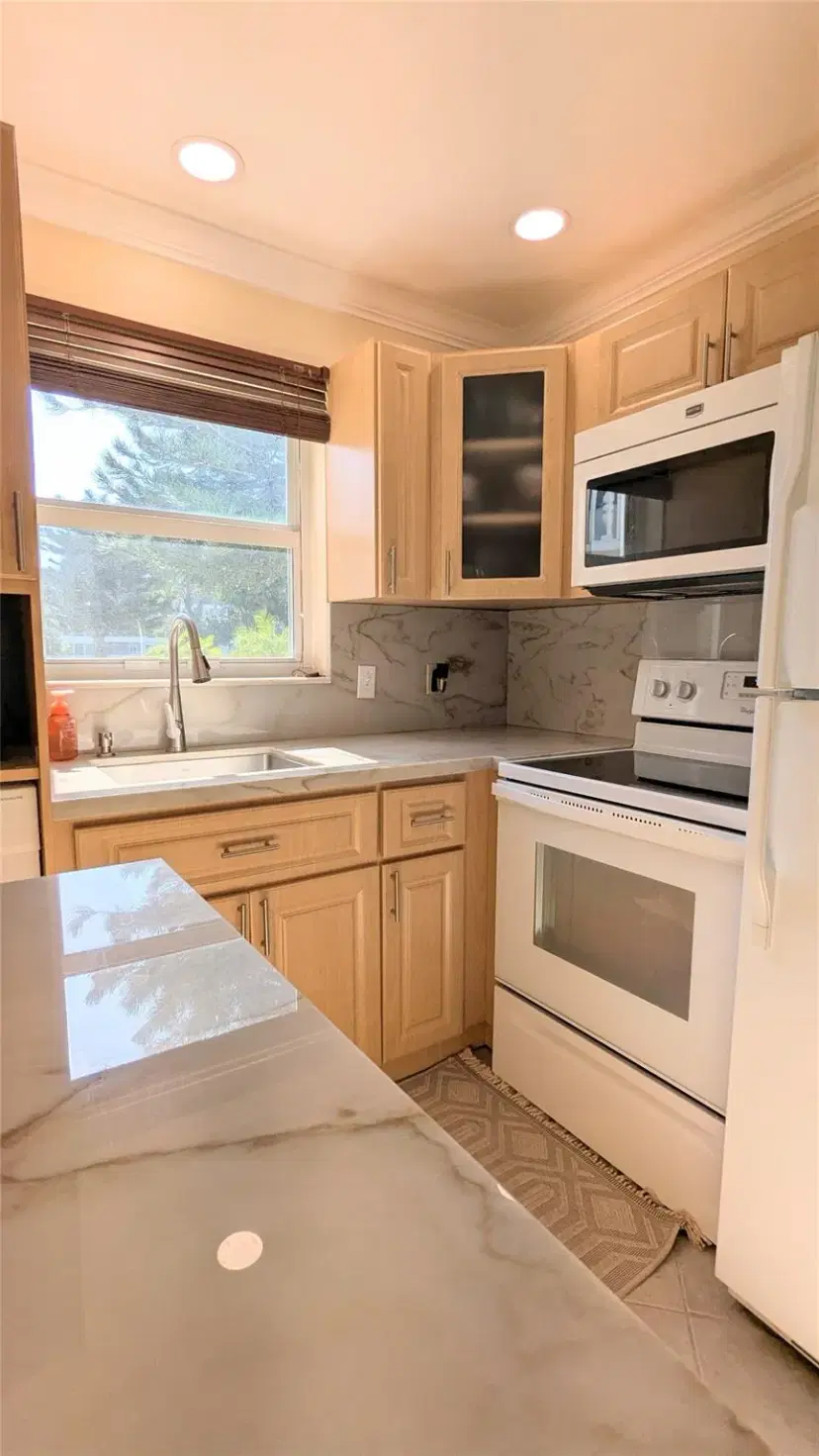 Picture of 285 Oakridge Q 285, Deerfield Beach FL 33442