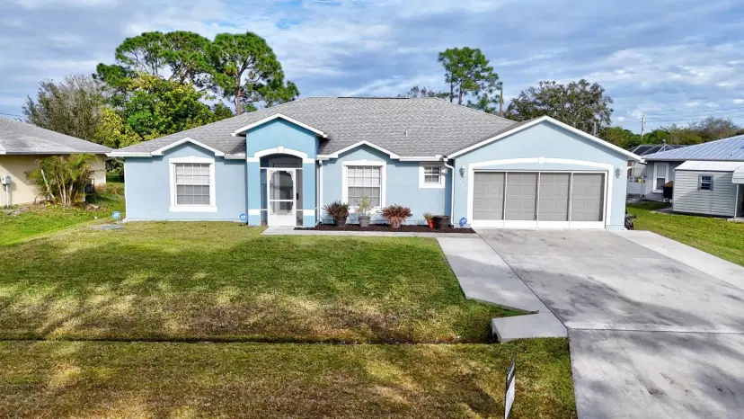 Picture of 1973 SW Sylvester Ln, Port St Lucie FL 34984