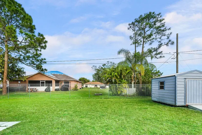 Picture of 1973 SW Sylvester Ln, Port St Lucie FL 34984