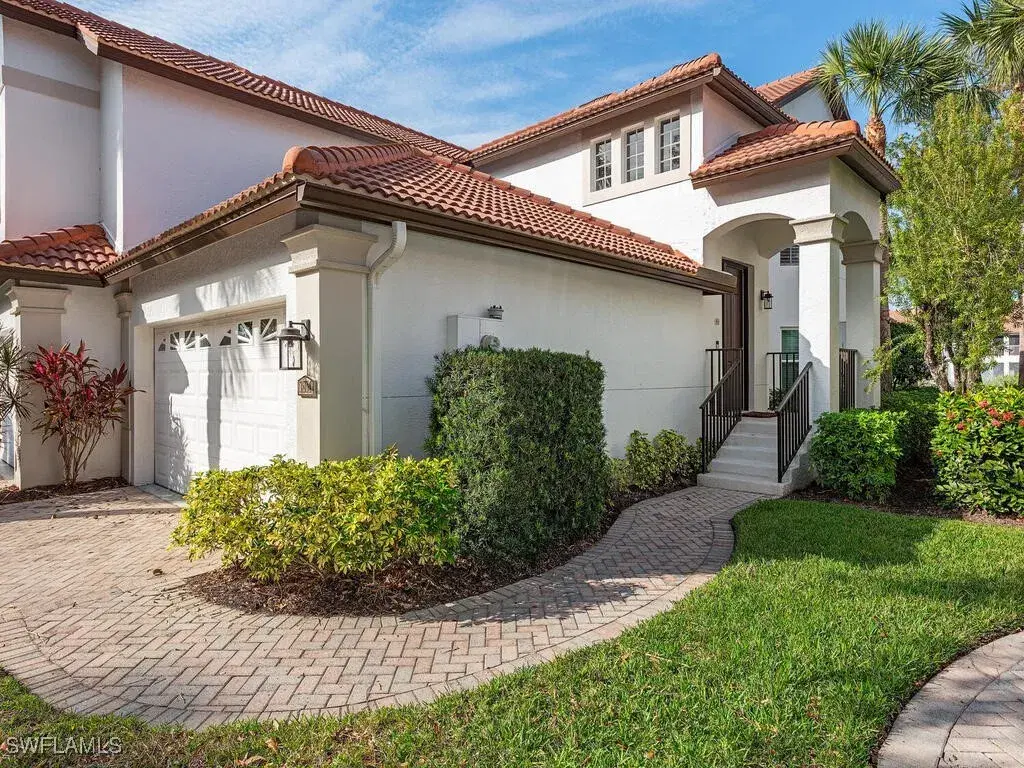 Picture of 2150 Hawksridge Dr 1804, Naples, FL 34105