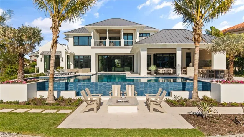 Picture of 2020 7Th St S, Naples FL 34102