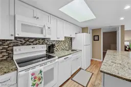 Picture of 256 Palm Dr 6, Naples, FL 34112