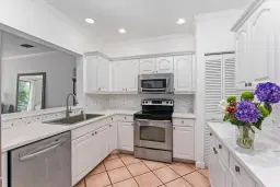 Picture of 519 SW 7Th Ave 8, Fort Lauderdale, FL 33315