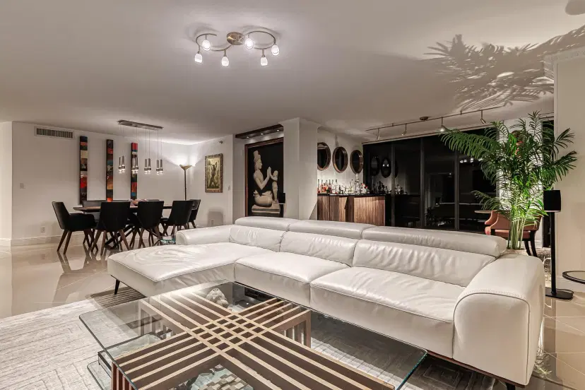 Picture of 7572 Regency Lake Drive 402, Boca Raton FL 33433