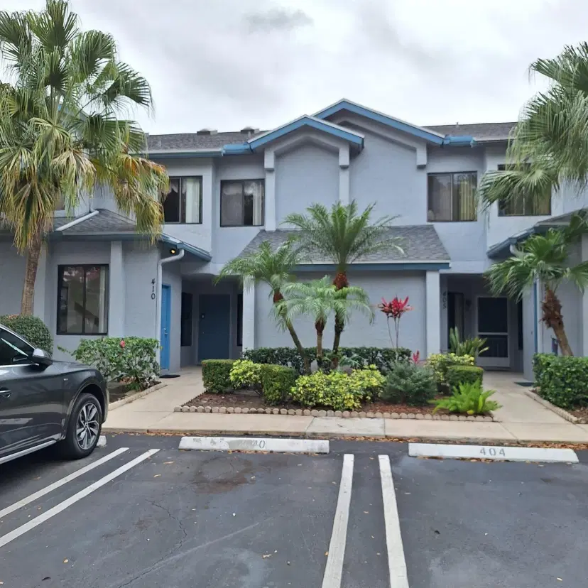 Picture of 410 Harbour Pointe Way, Greenacres FL 33413