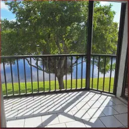 Picture of 410 Harbour Pointe Way, Greenacres, FL 33413