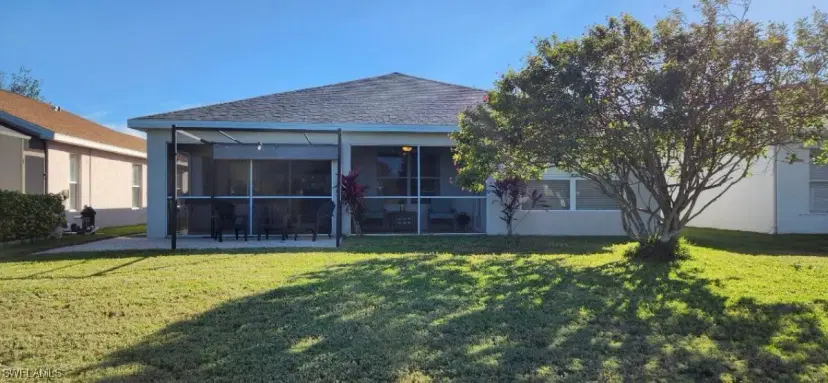 Picture of 8884 Cedar Hollow Dr, Fort Myers FL 33912