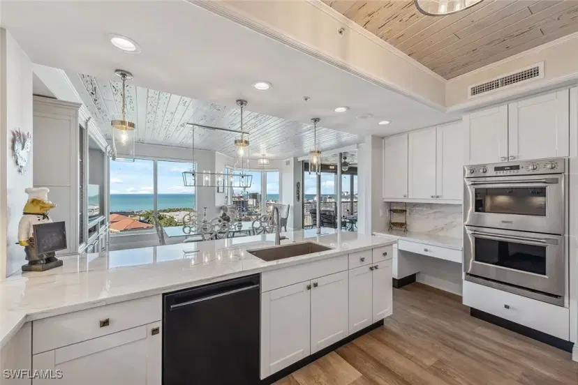 Picture of 8787 Bay Colony Dr 1404, Naples FL 34108