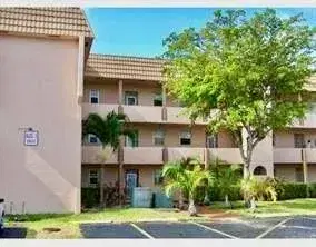 Picture of 2900 W Sunrise Lakes Dr 106, Sunrise, FL 33322