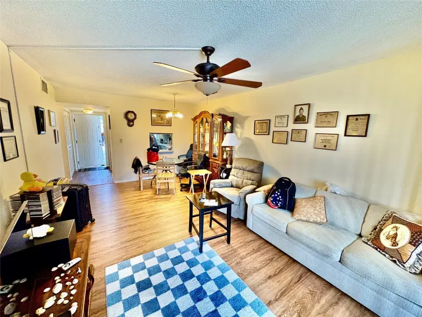 Picture of 2900 W Sunrise Lakes Dr 106, Sunrise, FL 33322