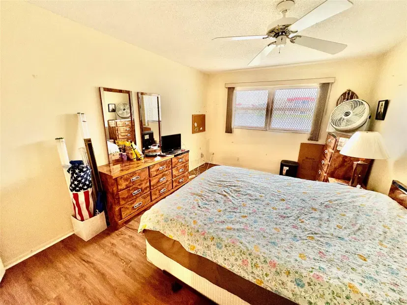 Picture of 2900 W Sunrise Lakes Dr 106, Sunrise, FL 33322