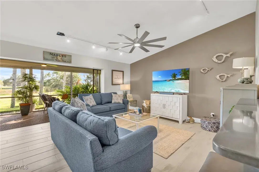 Picture of 178 Round Key Cir G22, Naples, FL 34112