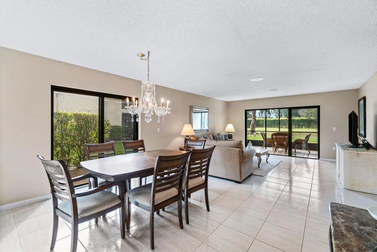 Picture of 10 Stratford Drive E A, Boynton Beach, FL 33436