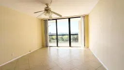 Picture of 2425 Presidential 805 Way 805, West Palm Beach, FL 33401