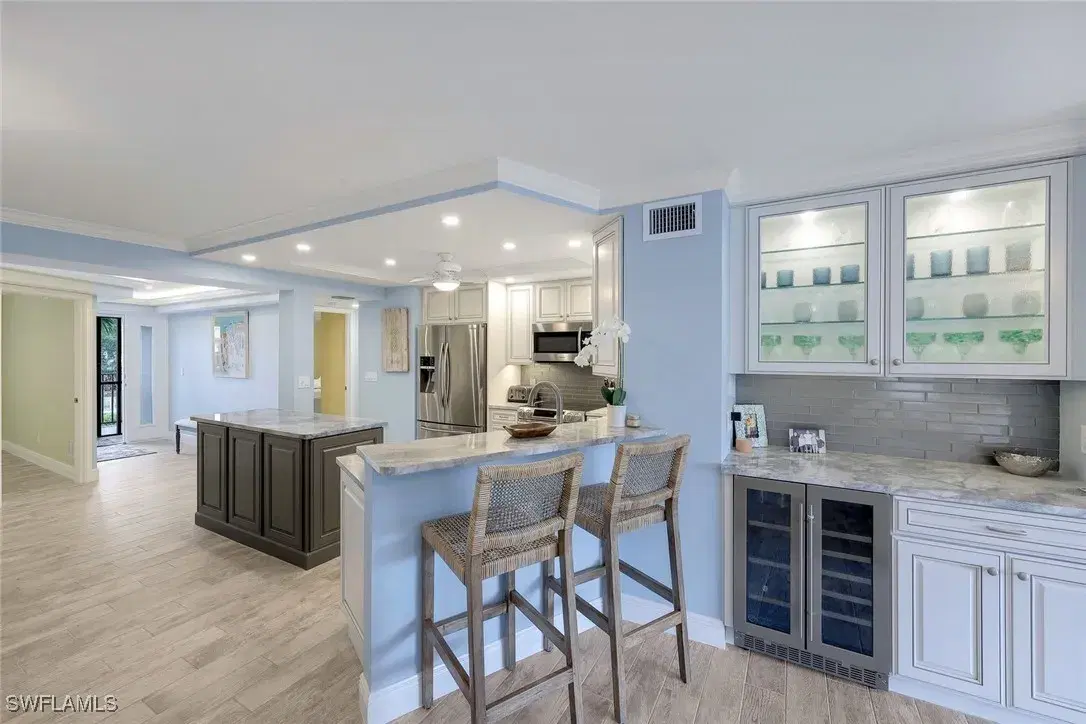 Picture of 1051 Swallow Ave 106, Marco Island, FL 34145