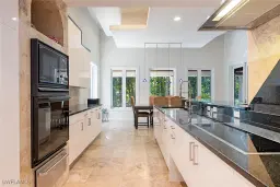Picture of 5530 Palmetto Woods Dr, Naples, FL 34119