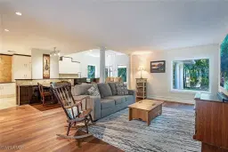 Picture of 5530 Palmetto Woods Dr, Naples, FL 34119