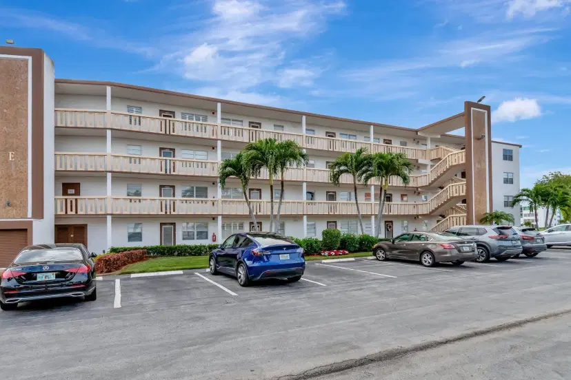 Picture of 2077 Guildford E, Boca Raton FL 33434